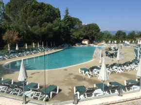 Duplex (5pers) dans village vacances en Ardèche